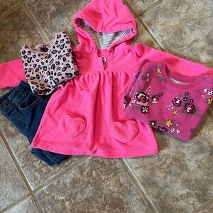 Charming Pink Hooded Sweatshirt with Heart Pockets